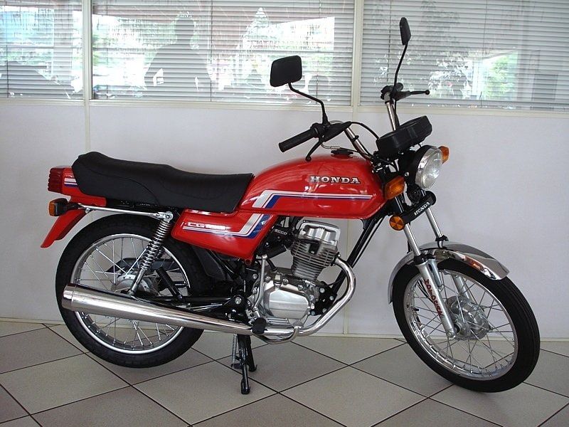 Motocar Motos - CG 125 (Ano 83) - A CG 125  uma motocicleta utilitria desenvolvida e fabricada pela Honda. , h anos, a linha de motocicletas mais vendida no Brasil.